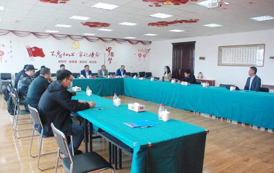 说明: 会场全景之一